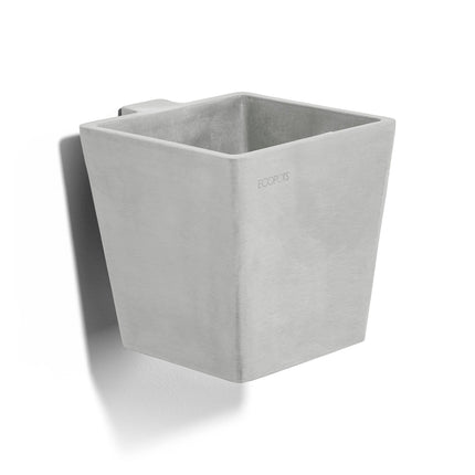 Manhattan Wall Planter